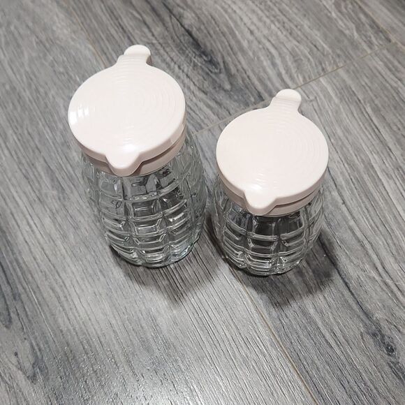 Set Of 2 VINTAGE Clear Decanters - Picture 3 of 8